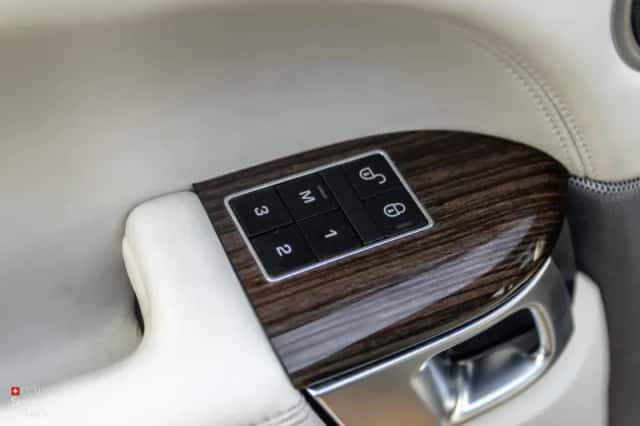 Range Rover Sport (2013) thumbnail 23