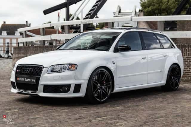 Audi RS4 (2006) thumbnail 1
