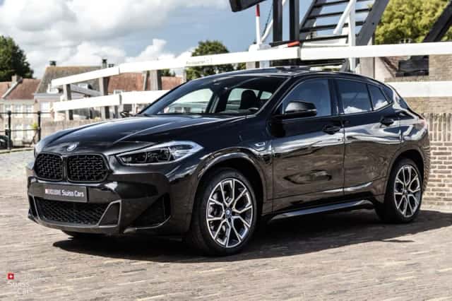 BMW X2 (2022) thumbnail 1