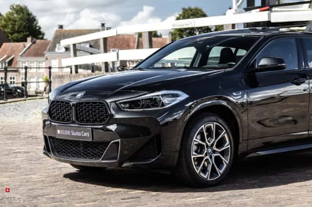 BMW X2 (2022) thumbnail 3
