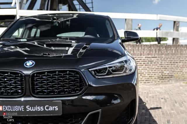BMW X2 (2022) thumbnail 5