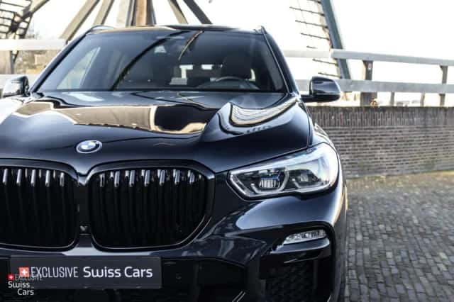 BMW X5 (2021) thumbnail 4