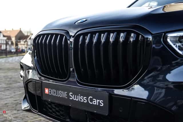 BMW X5 (2021) thumbnail 6