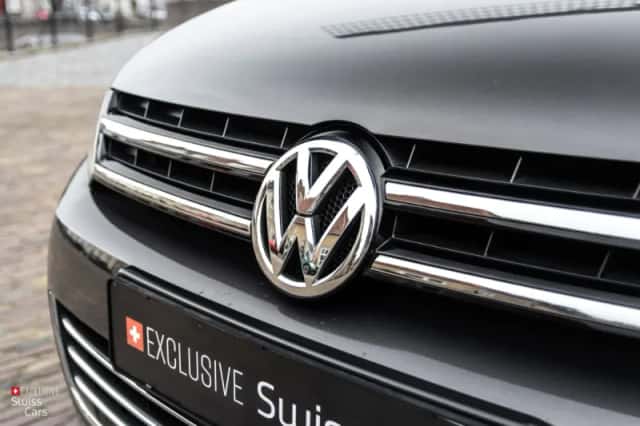 Volkswagen Touareg (2011) thumbnail 6