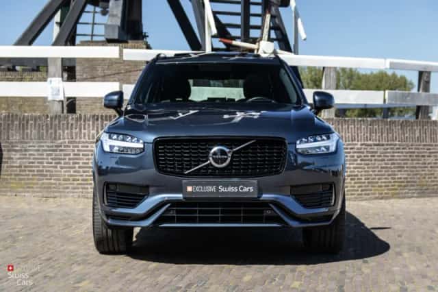 Volvo XC90 (2021) thumbnail 3