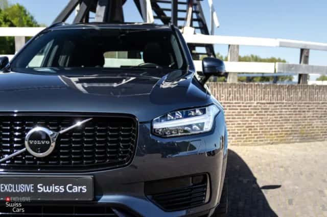 Volvo XC90 (2021) thumbnail 4