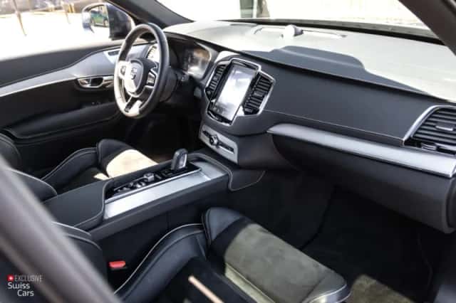 Volvo XC90 (2021) thumbnail 36