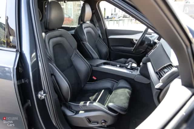 Volvo XC90 (2021) thumbnail 37