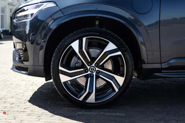 Volvo XC90 (2021) thumbnail 8