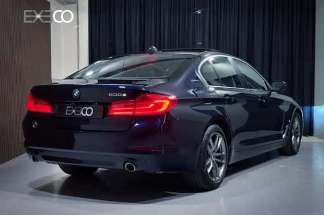 BMW 5-Serie (2018) thumbnail 2