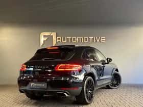 Porsche Macan (2016)