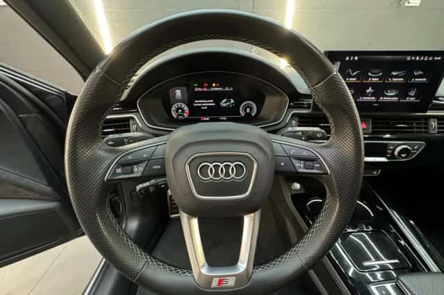 Audi A4 (2021) thumbnail 16