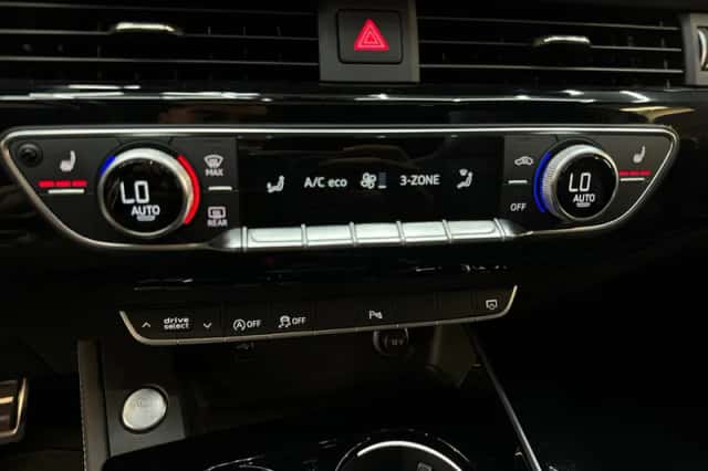 Audi A4 (2021) thumbnail 25