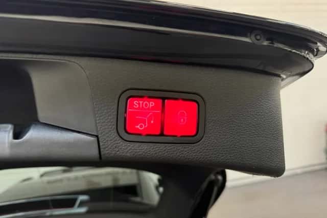 Mercedes-Benz C-Klasse (2017) thumbnail 31