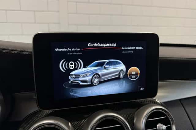 Mercedes-Benz C-Klasse (2017) thumbnail 36