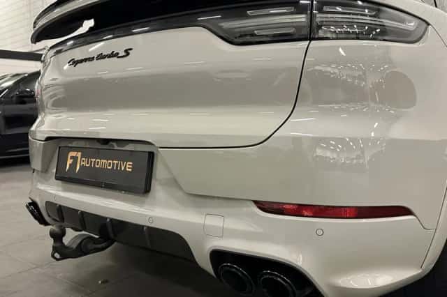 Porsche Cayenne (2020) thumbnail 13