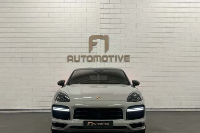 Porsche Cayenne (2020) thumbnail 4