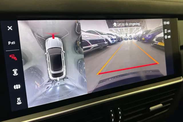Porsche Cayenne (2020) thumbnail 34