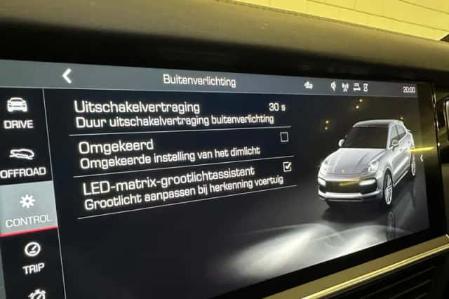 Porsche Cayenne (2020) thumbnail 39
