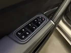 Porsche Cayenne (2020) thumbnail 45