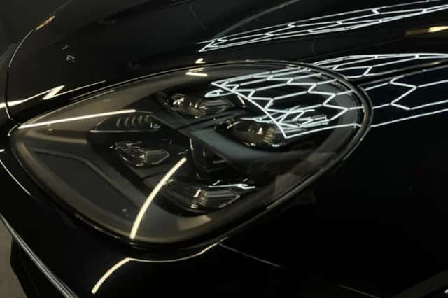 Porsche Cayenne (2021) thumbnail 16