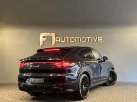 Porsche Cayenne (2021) thumbnail 3