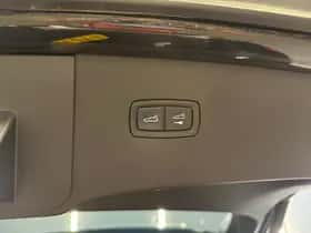 Porsche Cayenne (2021) thumbnail 25