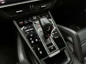 Porsche Cayenne (2021) thumbnail 29