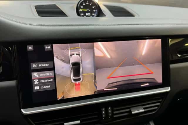 Porsche Cayenne (2021) thumbnail 34