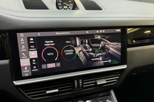 Porsche Cayenne (2021) thumbnail 37