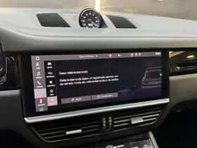 Porsche Cayenne (2021) thumbnail 40
