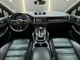Porsche Cayenne (2021) thumbnail 5