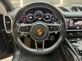 Porsche Cayenne (2021) thumbnail 8