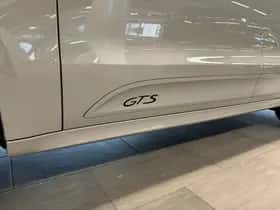 Porsche Macan (2021) thumbnail 25