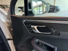 Porsche Macan (2021) thumbnail 40