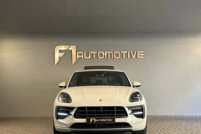 Porsche Macan (2021) thumbnail 7