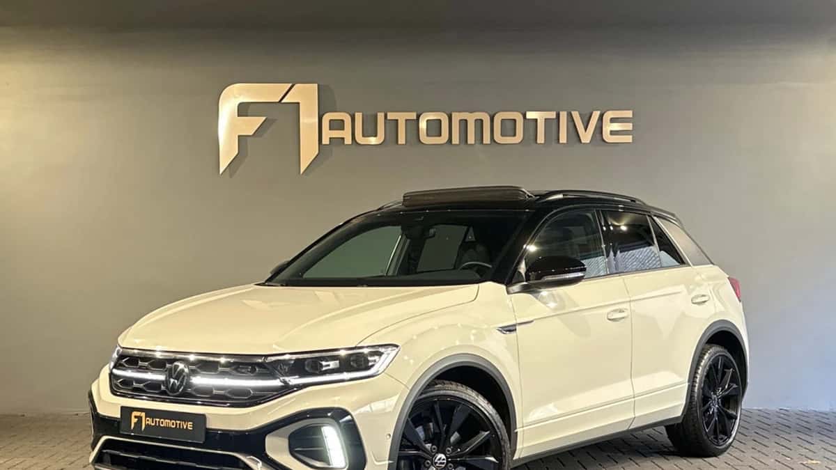 Volkswagen T-Roc (2022) — foto 1