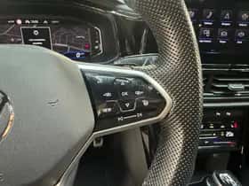 Volkswagen T-Roc (2022) thumbnail 18