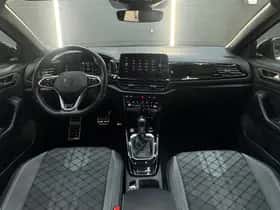 Volkswagen T-Roc (2022) thumbnail 4