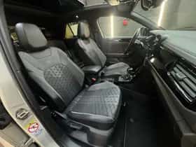 Volkswagen T-Roc (2022) thumbnail 43