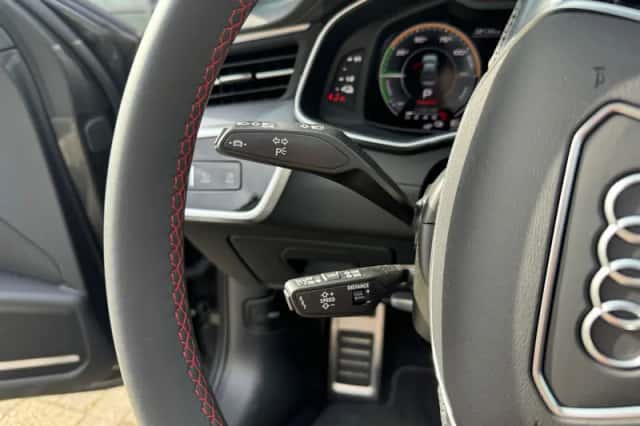 Audi A6 (2023) thumbnail 17