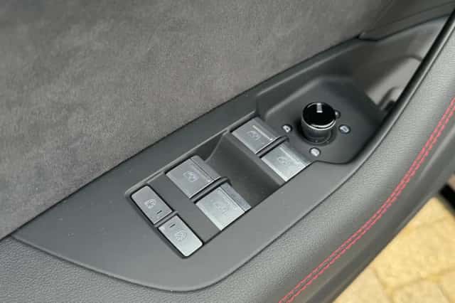 Audi A6 (2023) thumbnail 21