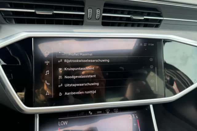 Audi A6 (2023) thumbnail 32
