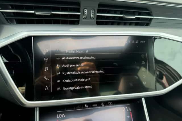 Audi A6 (2023) thumbnail 33