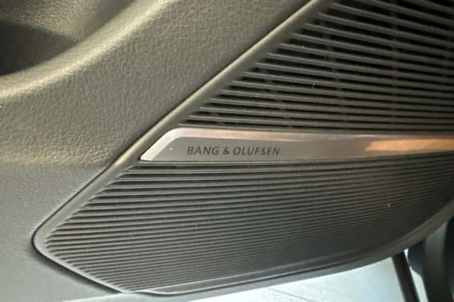 Audi RSQ8 (2020) thumbnail 17