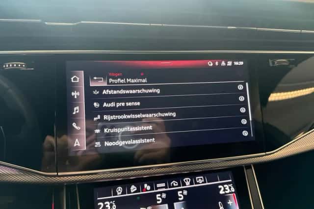 Audi RSQ8 (2020) thumbnail 25