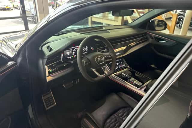 Audi RSQ8 (2020) thumbnail 5
