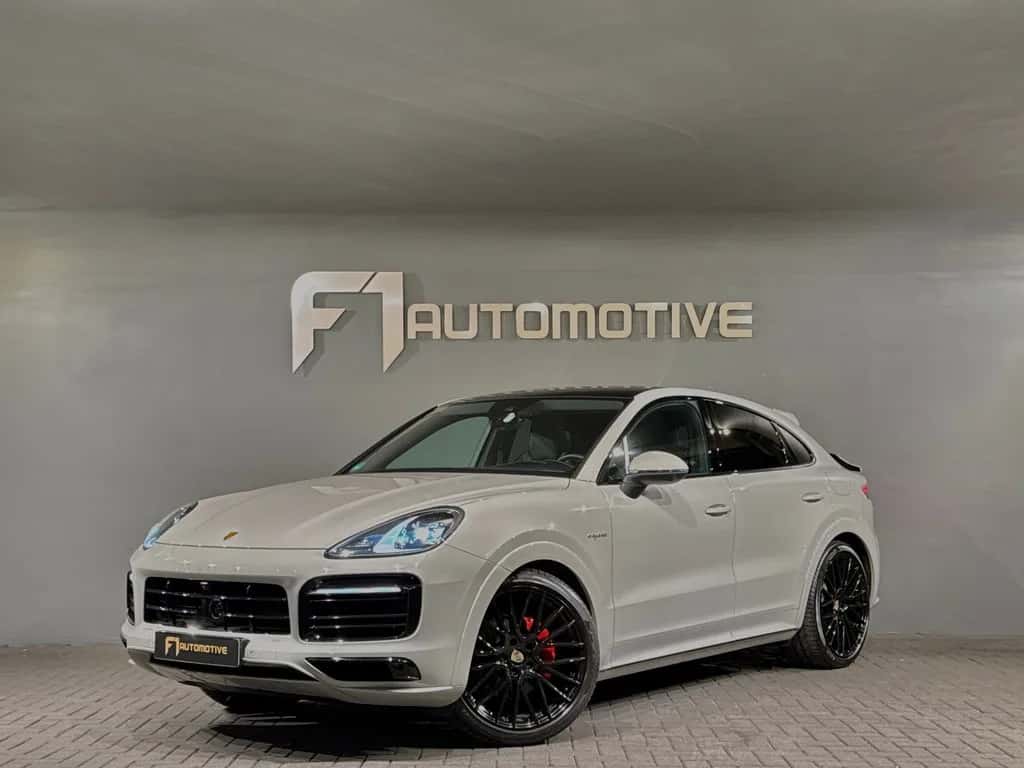 Porsche Cayenne (2023) — foto 1