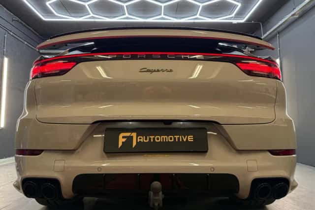 Porsche Cayenne (2023) thumbnail 29