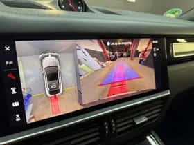 Porsche Cayenne (2023) thumbnail 37